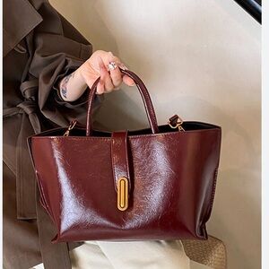 Amazon Burgundy Bag